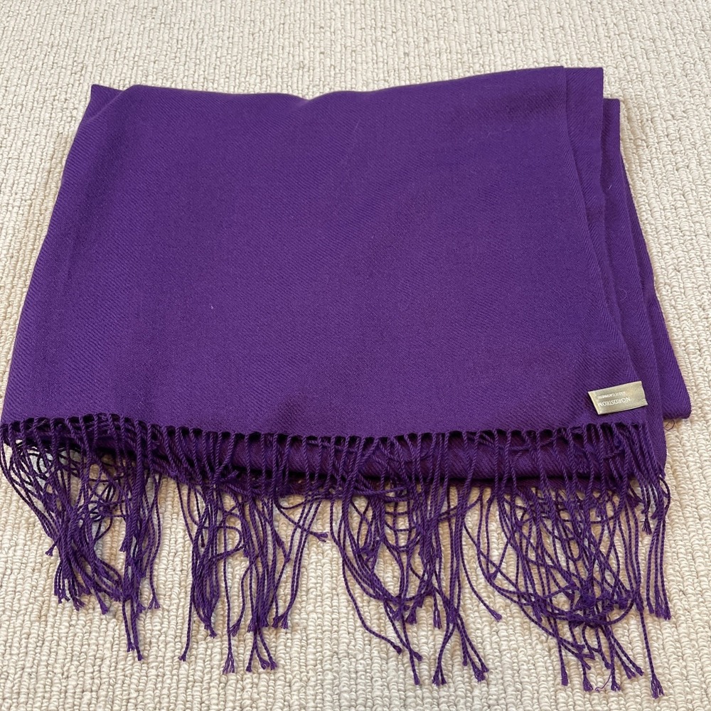 Nordstrom 100% Cashmere Purple Scarf Shawl Fringe 28x80 Luxe